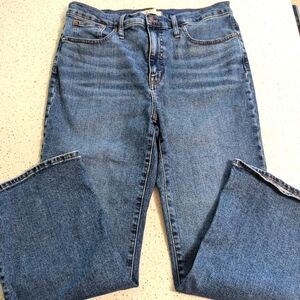 Women's Madewell size 31 jeans. Cali demi boot cut style